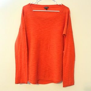 Express knit tunic with convertible sleeves. Size L. Burnt Orange.
